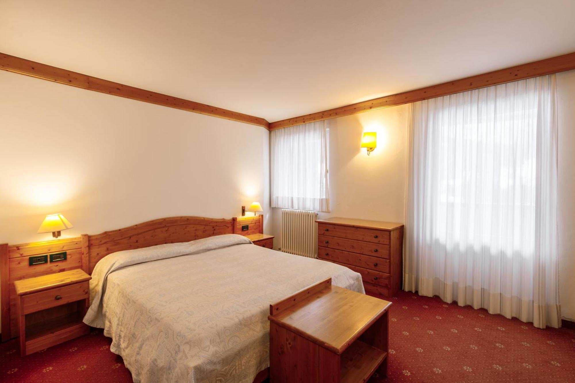 Economy Double or Twin Room,1742780265:JPEG